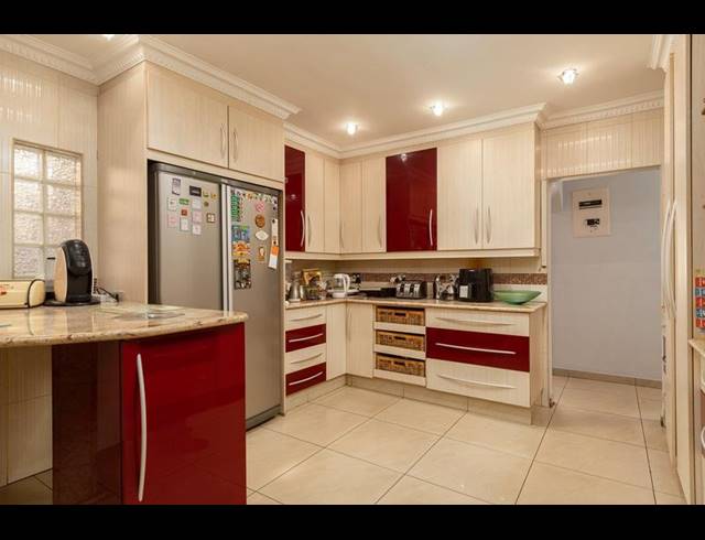 4 BEDROOM HOUSE FOR SALE IN VERWOERDPARK